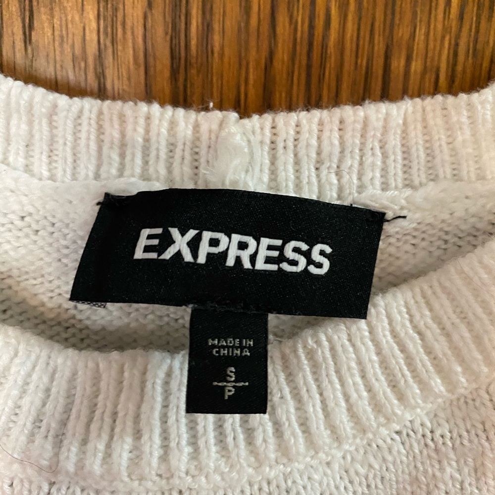 Express sweater - Picture 2 of 5